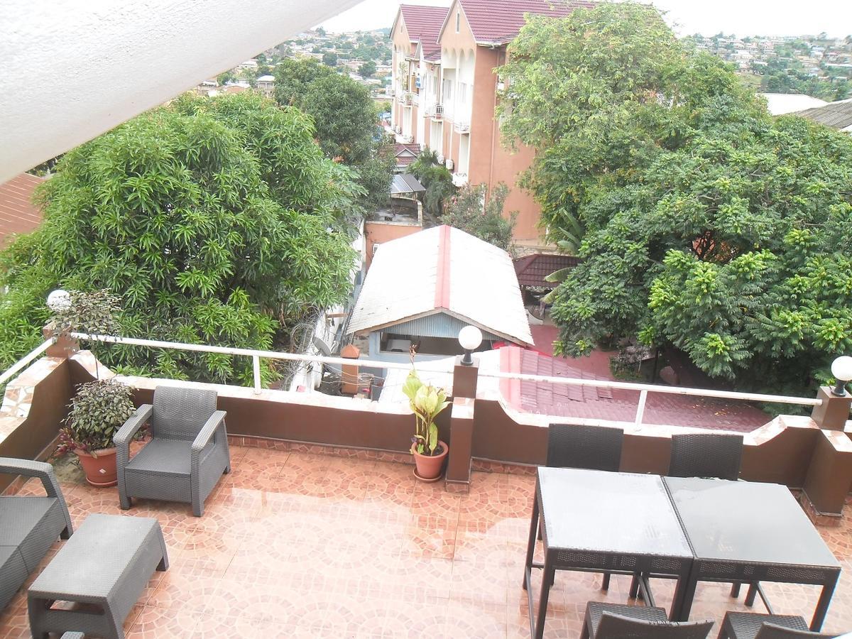 Hotel Vivi Palace Matadi Exterior foto