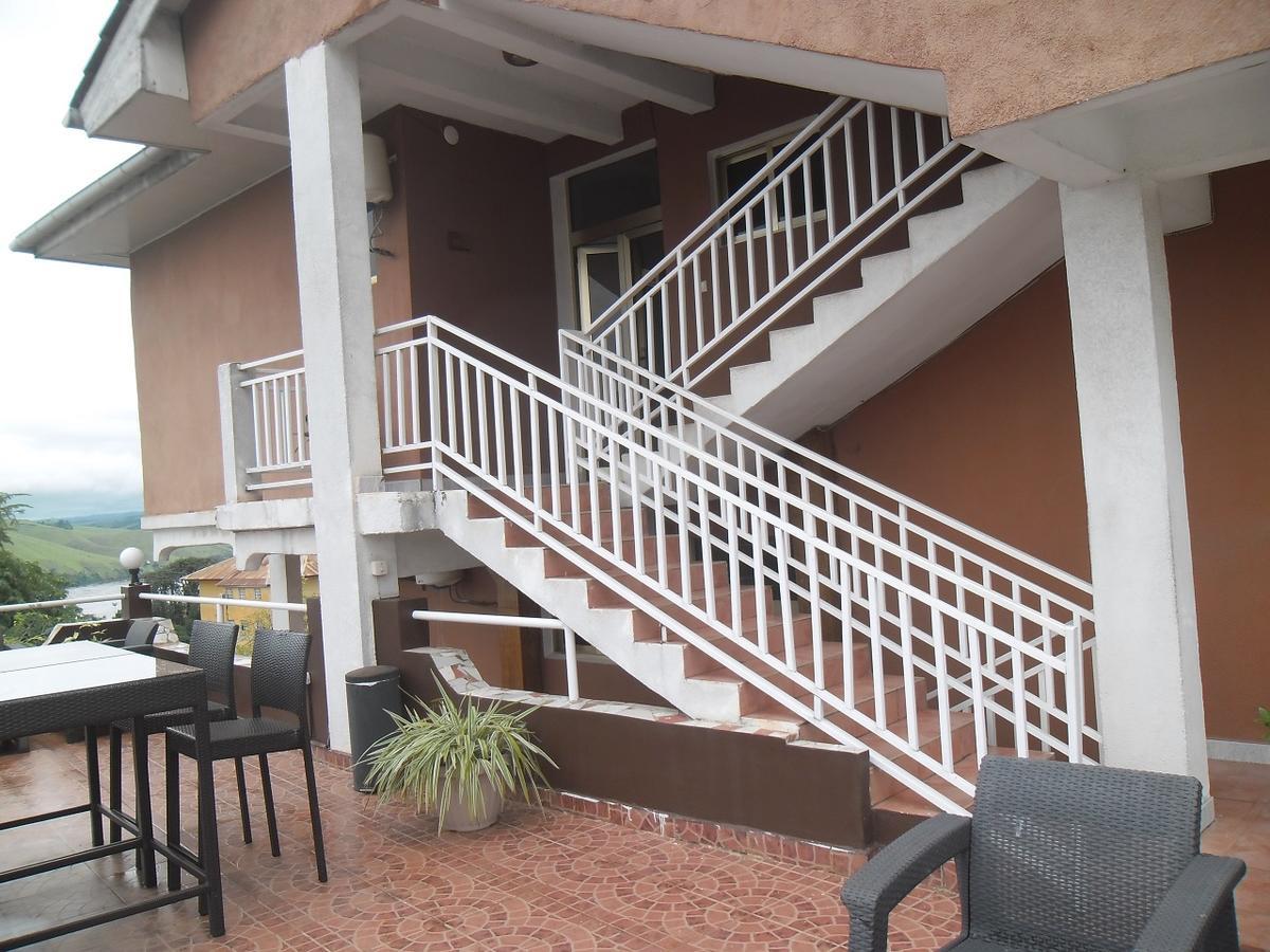 Hotel Vivi Palace Matadi Exterior foto