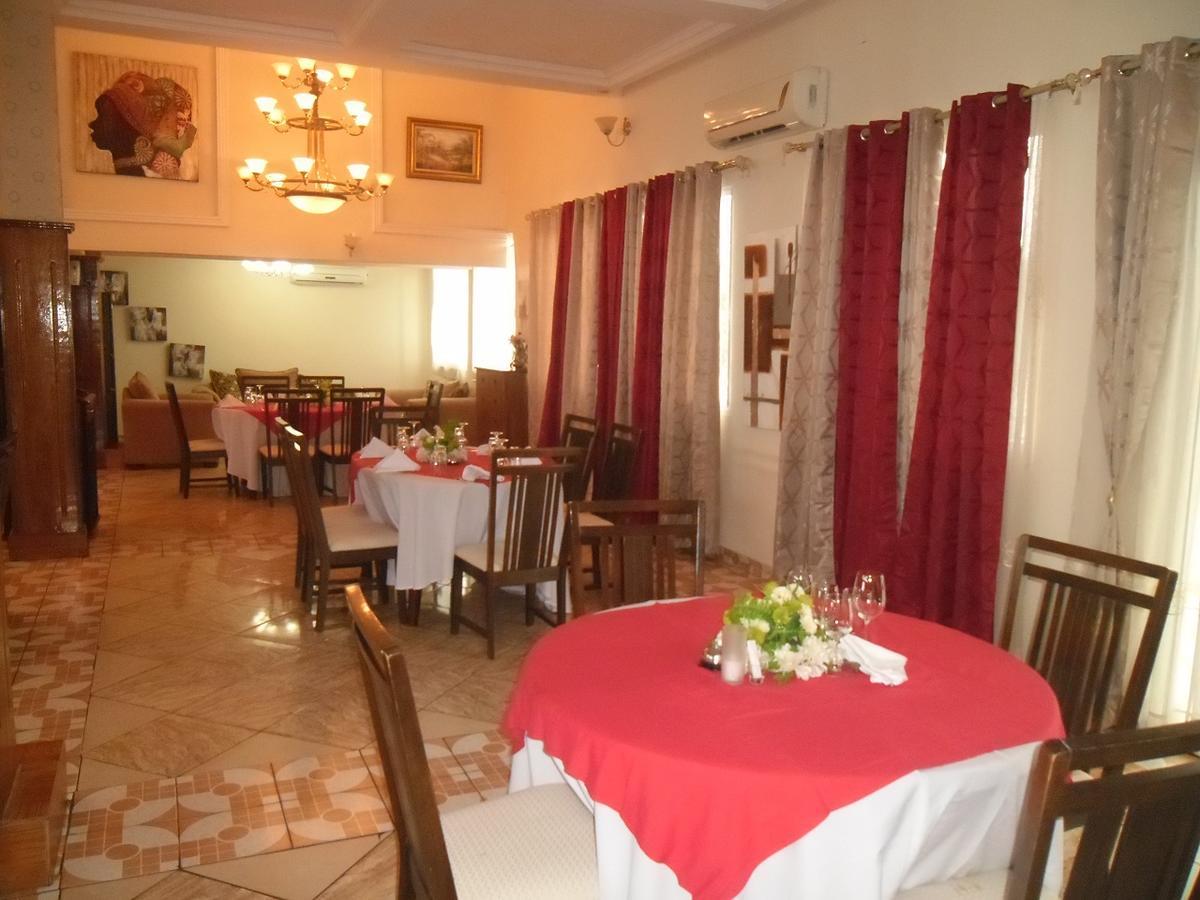 Hotel Vivi Palace Matadi Exterior foto