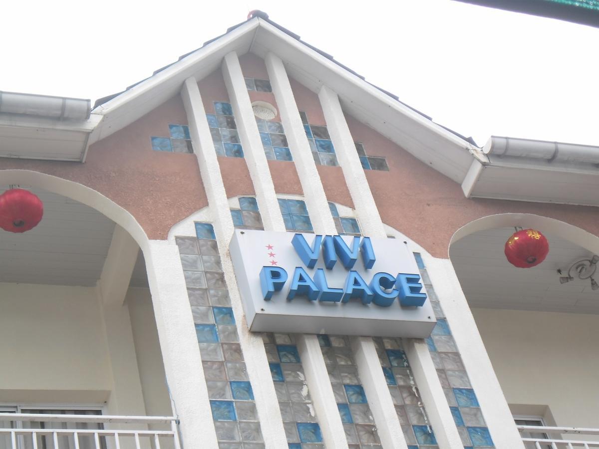 Hotel Vivi Palace Matadi Exterior foto
